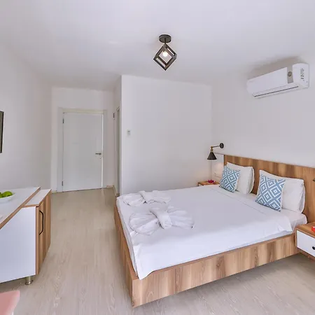 Otel Arpia 2*